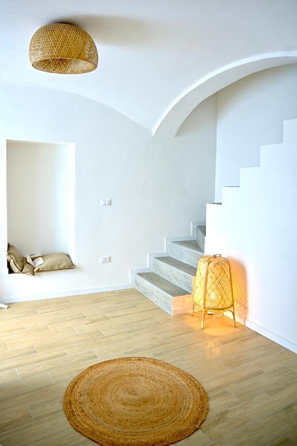 Sweet House Elisa Treglio